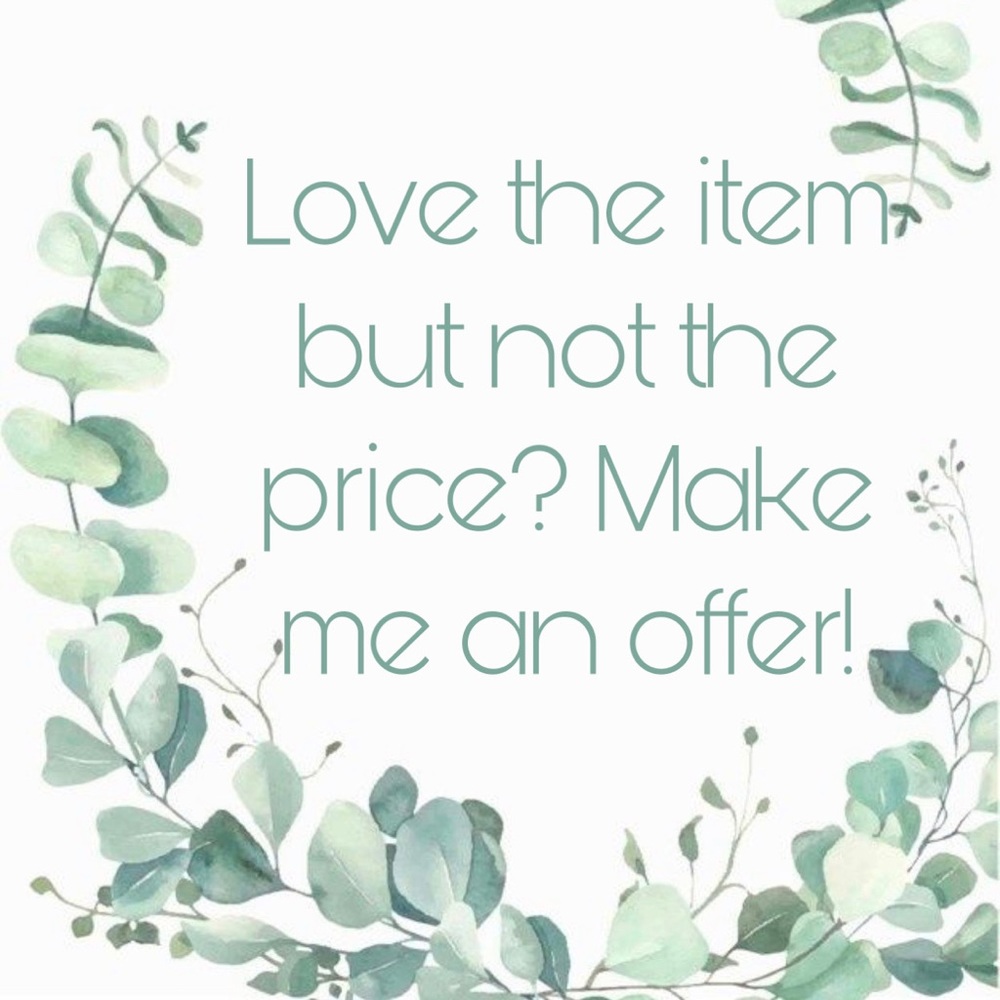 All reasonable offers considered😊